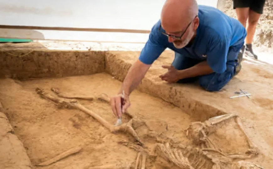 Archaeologists uncover complete skeleton near former field hospital at Waterloo battlefield