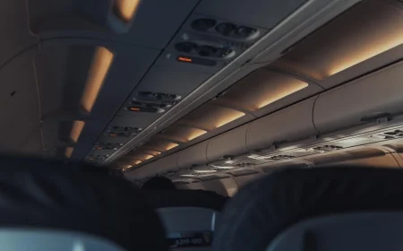 U.S. plans 10% flight reductions at 40 airports amid government shutdown